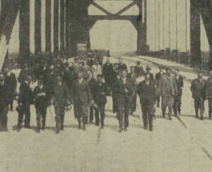 Op 26 mei 1936 werd 'De Boogbrug bij Vianen' geopend.